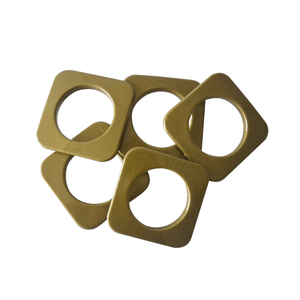 ILHOS PLASTICO QUADRADO GRANDE OURO VELHO